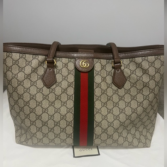 Gucci Tote Bag. - Picture 2 of 12